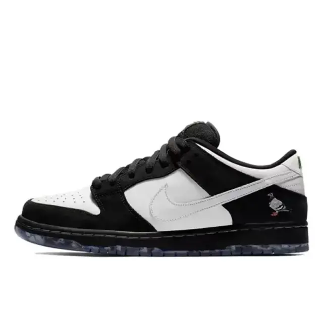 Nike SB Dunk Low Black and White