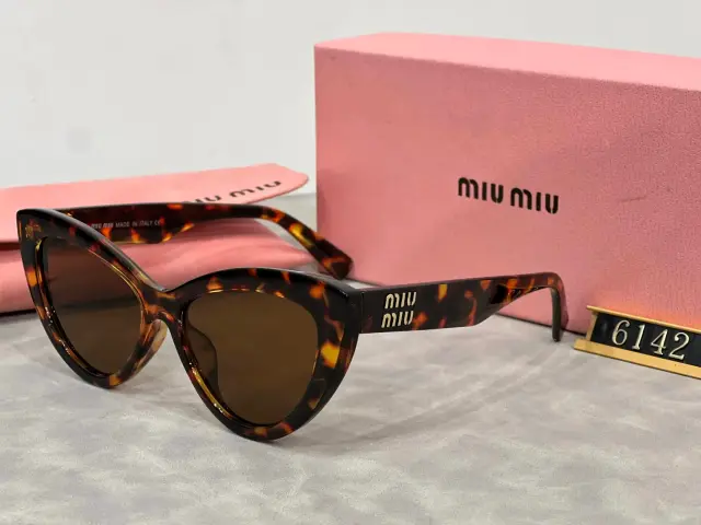 Miu Miu Cat-Eye Sunglasses Tortoiseshell
