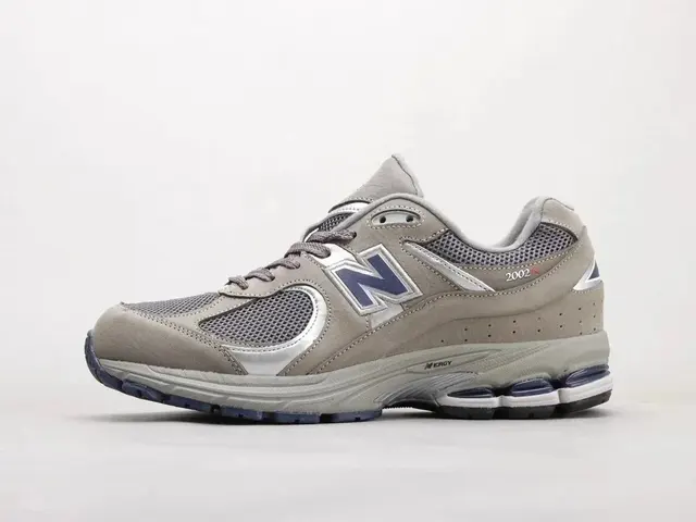 New Balance 2002R Grey