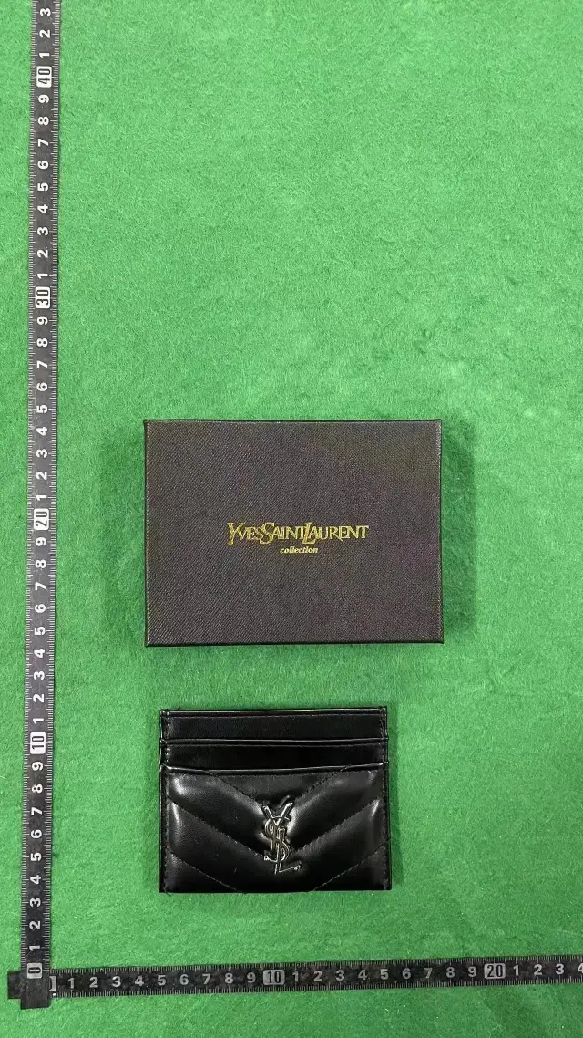 Saint Laurent Monogram Matelasse Card Holder Black