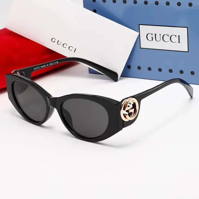 Gucci Cat-Eye Sunglasses Black Grey