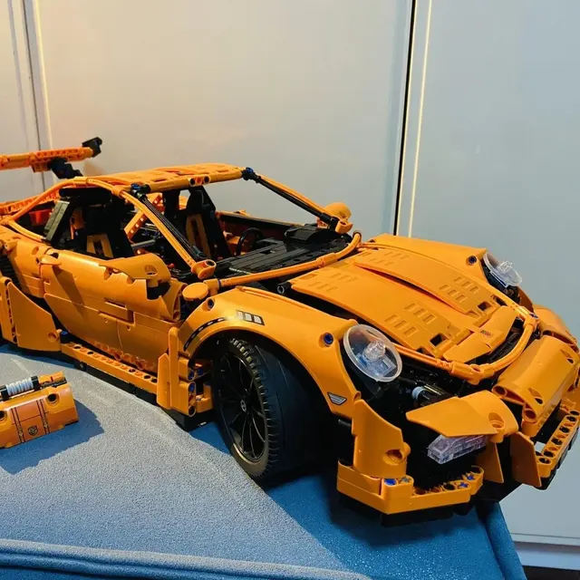 LEGO Technic Porsche 911 GT3 RS Orange
