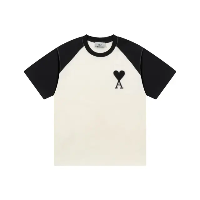 AMI Paris Ami de Cœur Raglan T-Shirt Off-White Black