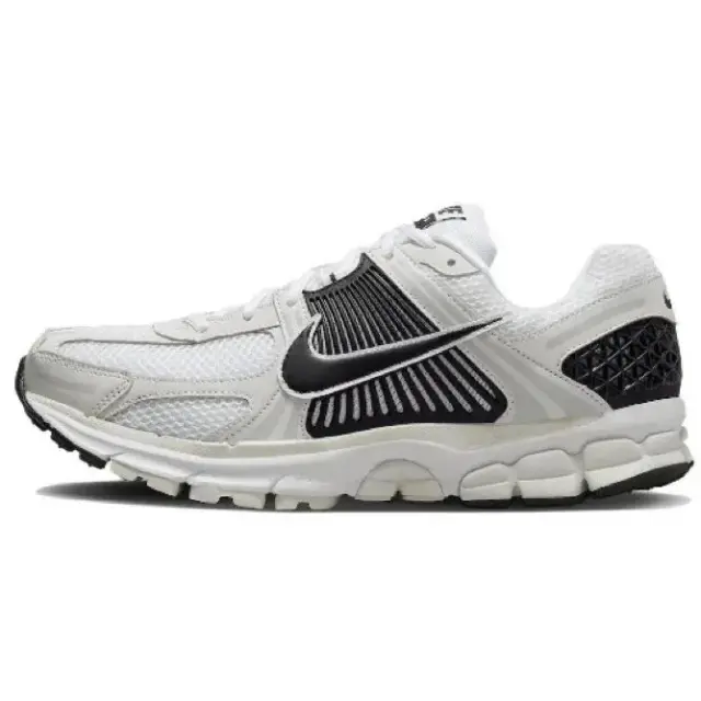 Nike Zoom Vomero 5 White and Black
