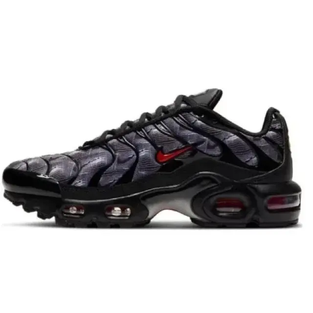 Nike Air Max Plus Black University Red Camo