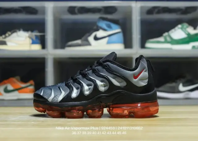 Nike Air VaporMax Plus Black Grey University Red
