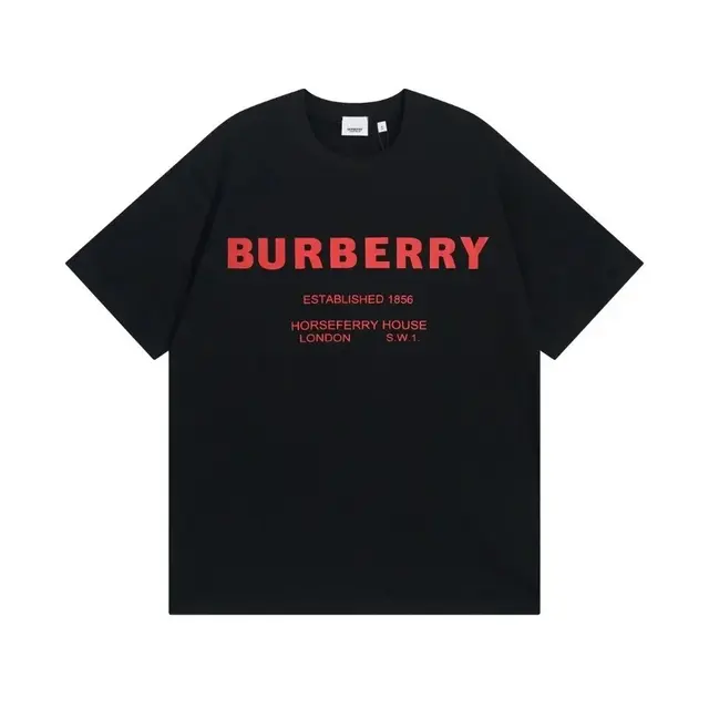 Burberry Horseferry Print T-Shirt Black Red