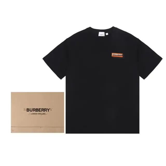 Burberry Logo Badge T-Shirt Black