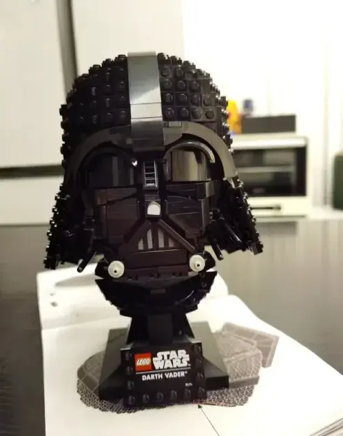 LEGO Star Wars Darth Vader Helmet Black
