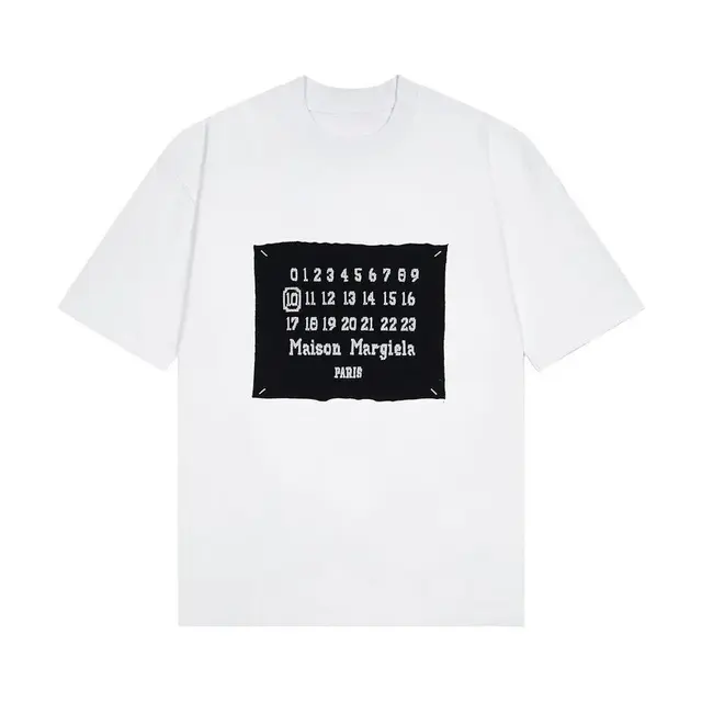 Maison Margiela Calendar Label T-Shirt 'White'