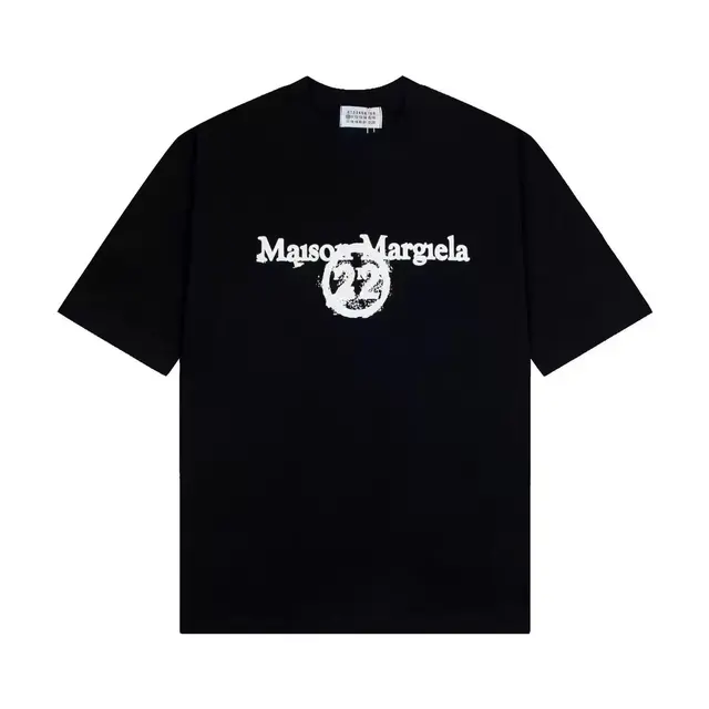 Maison Margiela Distressed Logo 22 T-Shirt Black