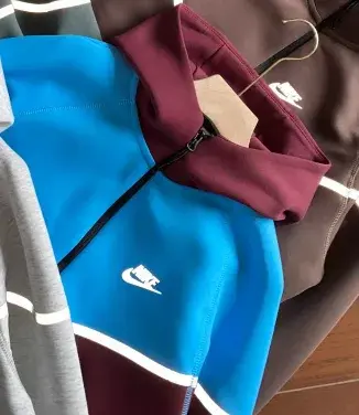 Nike Sportswear Tech Fleece Windrunner Full-Zip Hoodie Blue / Burgundy