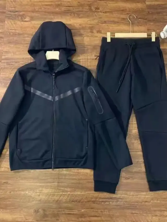 Nike Tech Fleece Tracksuit Black