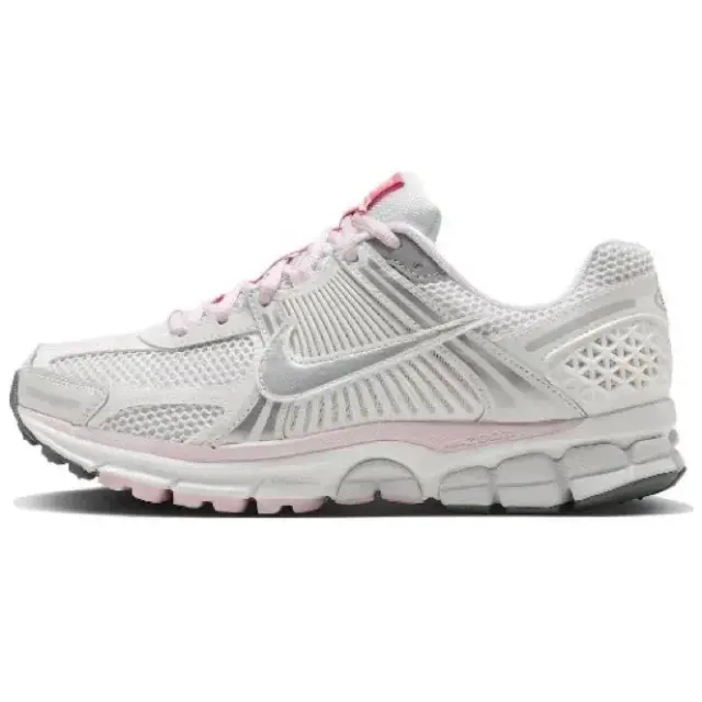 Nike Zoom Vomero 5 White and Pink