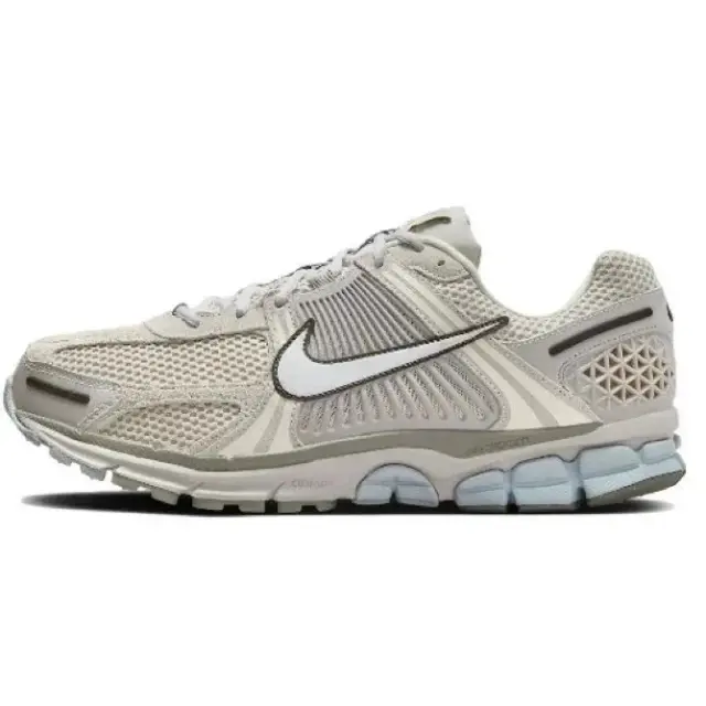 Nike Zoom Vomero 5 Grey and Light Blue