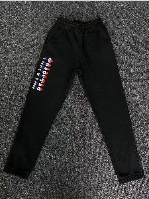 28 black
