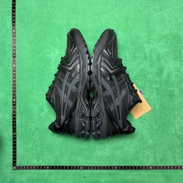 Asics Gel Kayano 14 Sneakers