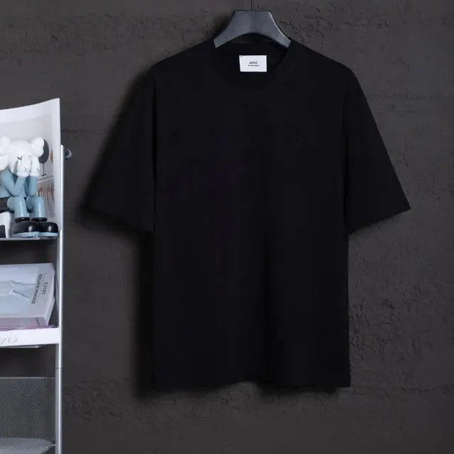 Ami Paris Heart Logo T-Shirts