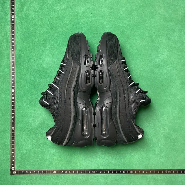 Nike Air Max 95 Sneakers