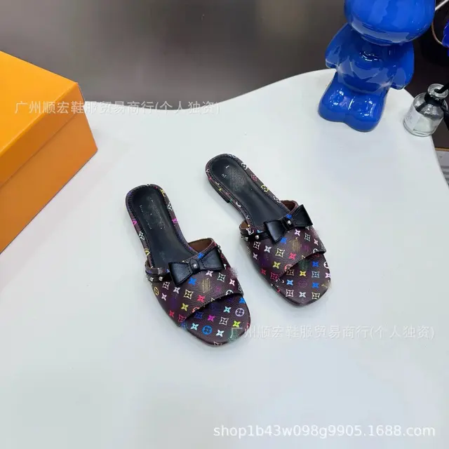 Louis Vuitton Sandals
