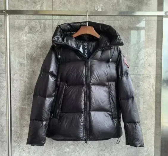 2252 black red standard cotton-padded jacket