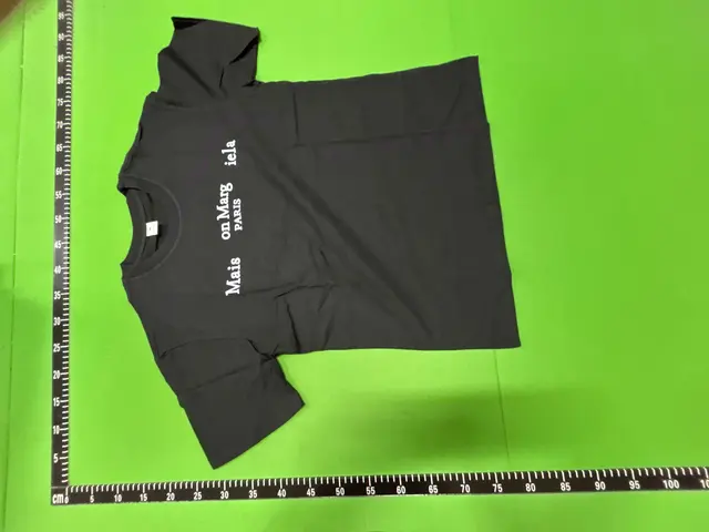 Maison Margiela Number Logo Black T-Shirt — QC photos