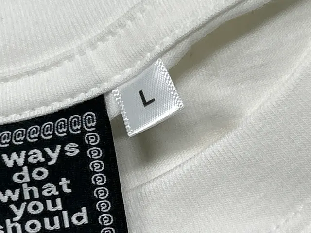 Maison Margiela Number Logo Black T-Shirt — QC photos