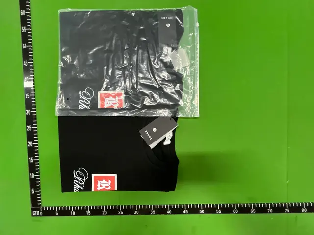 Rhude Graphic Tees — QC photos